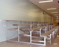 Gradins intérieur portatifs en aluminium de 12&nbsp;pieds - 2&nbsp;rangés